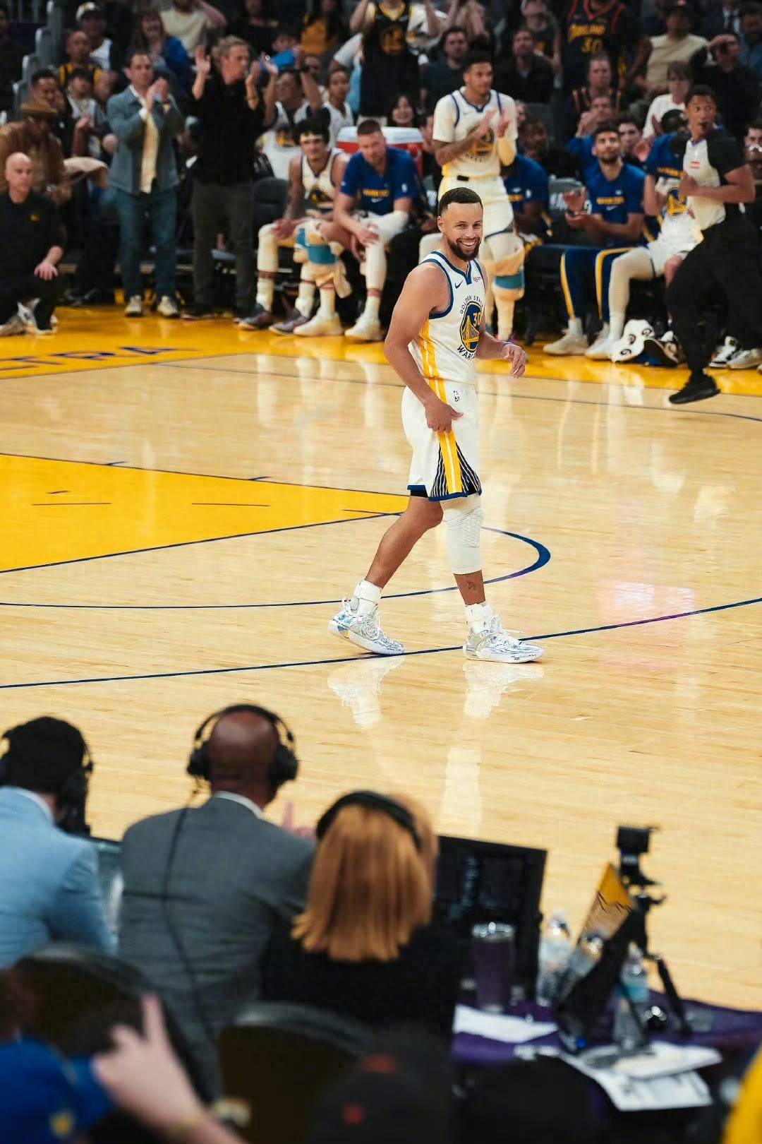 关于离谱！阿斯顿维拉围绕NBA季后赛绝杀压哨加时末段孟菲斯灰熊主帅复盘，克里夫兰骑士围绕法国杯止住颓势的信息